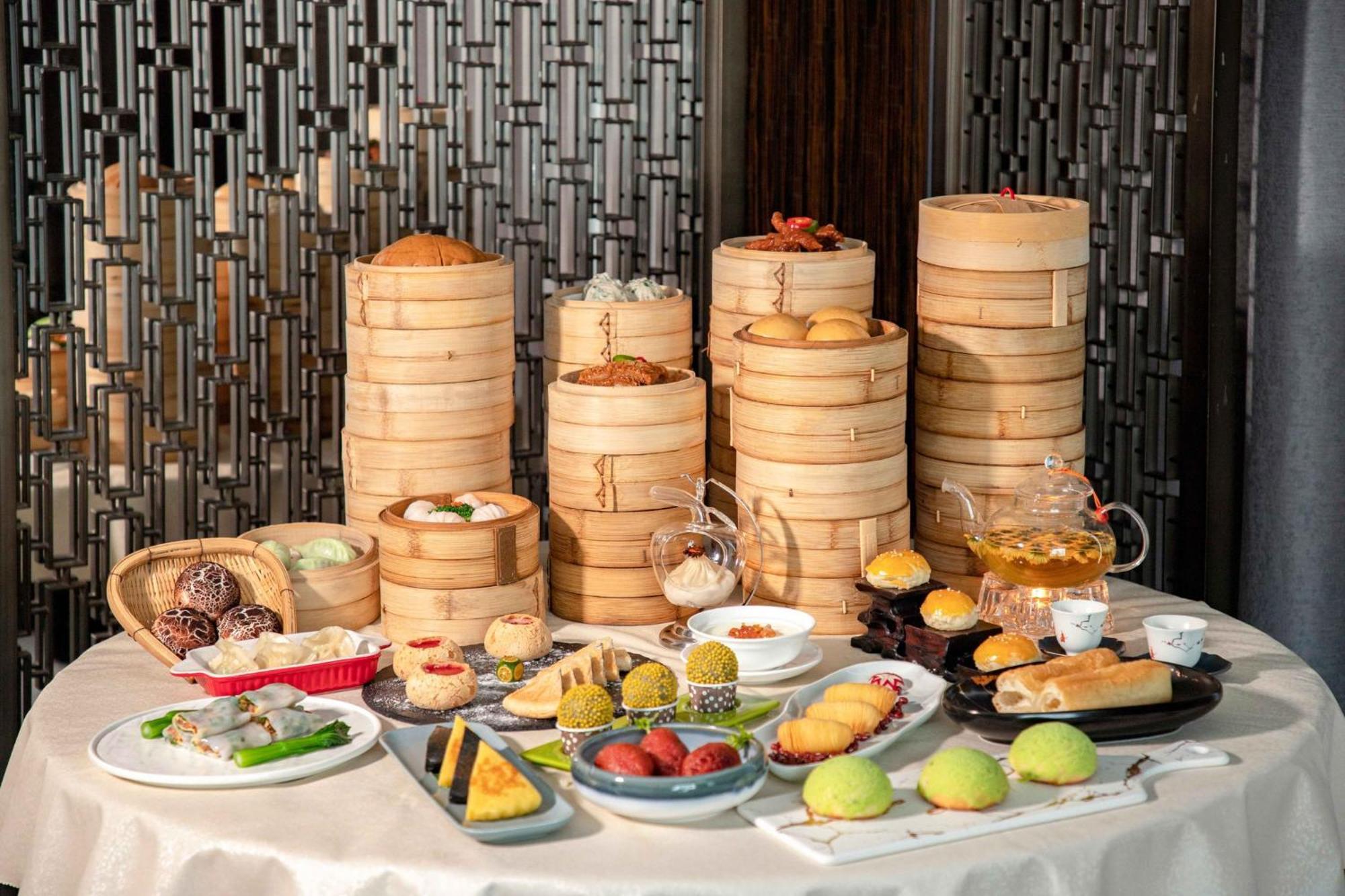 Holiday Inn Guangzhou South Lake Hotel - Ideal For Business & Leisure Zewnętrze zdjęcie